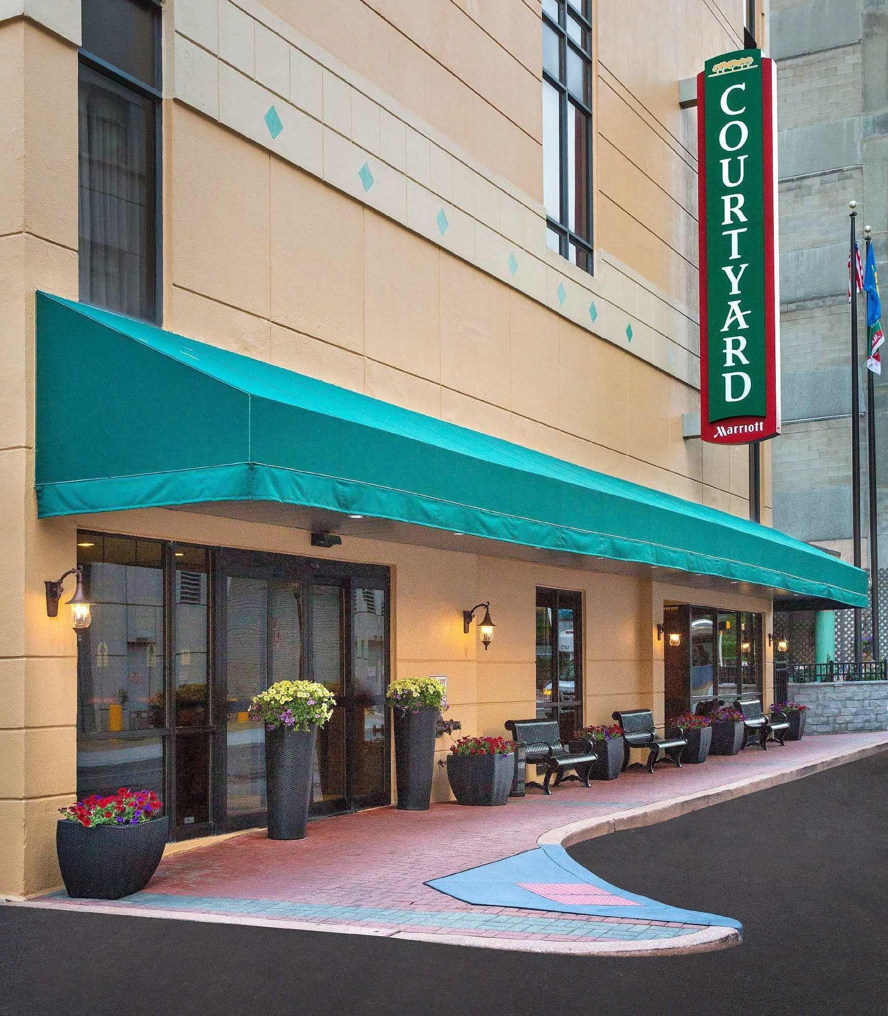 Courtyard Wilmington Downtown Hotel Exterior foto